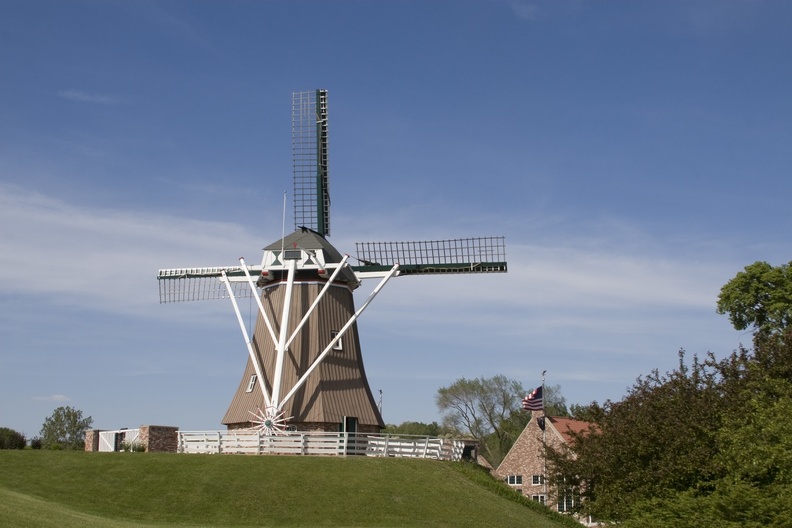 314-2432 Fulton IL - Dutch Windmill.jpg